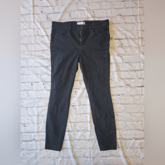 LOFT Black High-Rise Pants - Picture 2 of 5